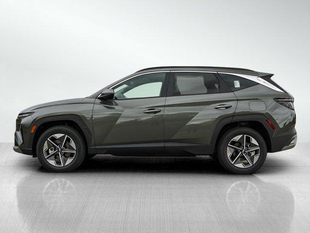 new 2025 Hyundai TUCSON Hybrid car, priced at $33,700