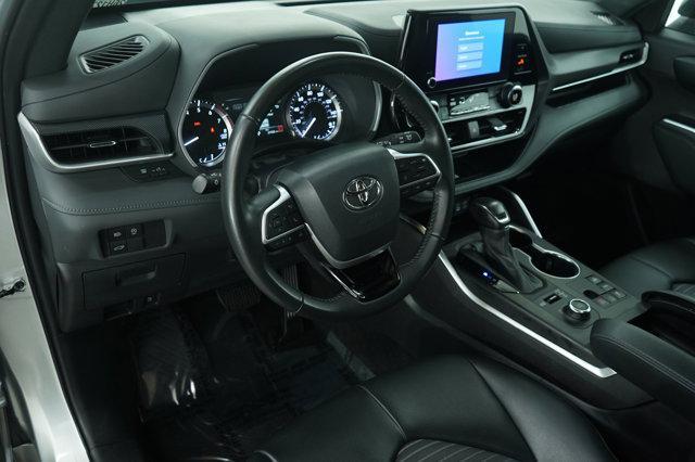 used 2024 Toyota Highlander car, priced at $44,699
