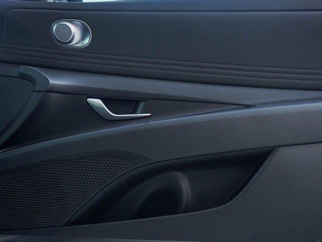 new 2025 Hyundai Elantra car, priced at $25,674