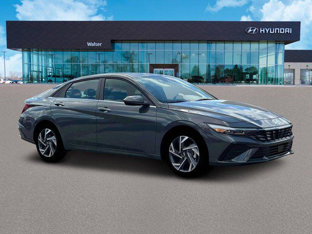 new 2025 Hyundai Elantra car, priced at $26,285