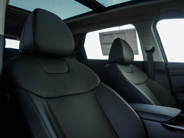 new 2025 Hyundai TUCSON Hybrid car, priced at $36,577