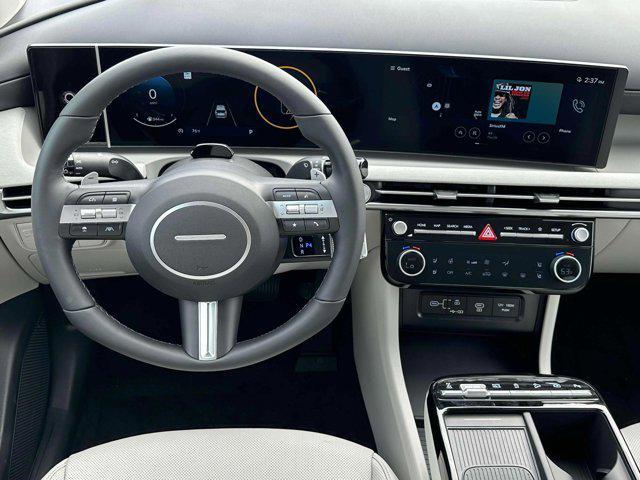 new 2025 Hyundai Tucson car, priced at $40,876