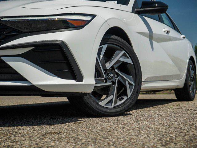 new 2025 Hyundai ELANTRA HEV car, priced at $25,999