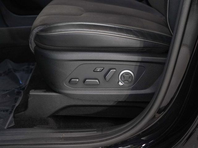 used 2025 Hyundai Palisade car, priced at $46,998