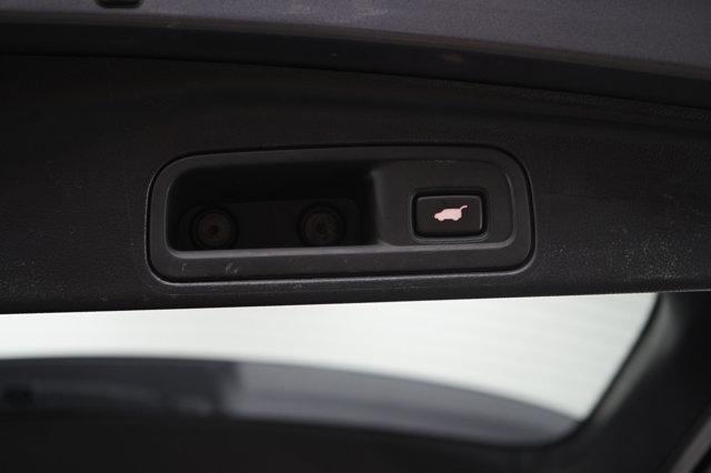 used 2021 Honda Pilot car, priced at $31,998