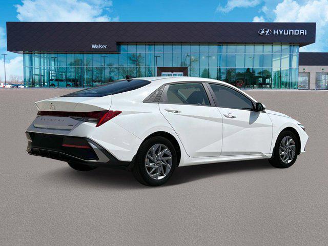 new 2025 Hyundai Elantra HEV car, priced at $27,549