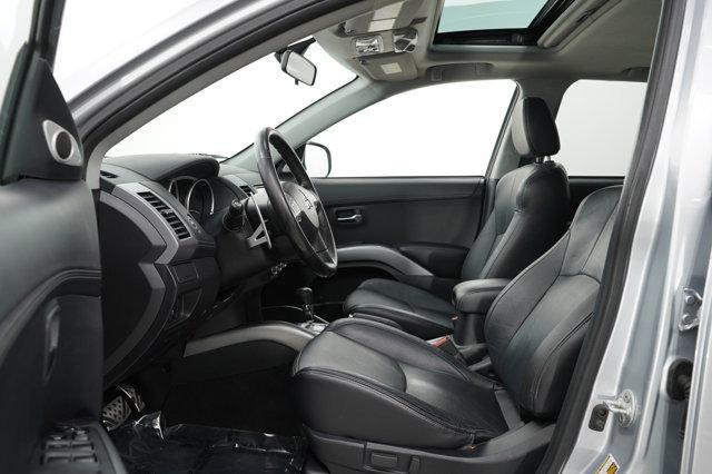 used 2011 Mitsubishi Outlander car, priced at $10,998