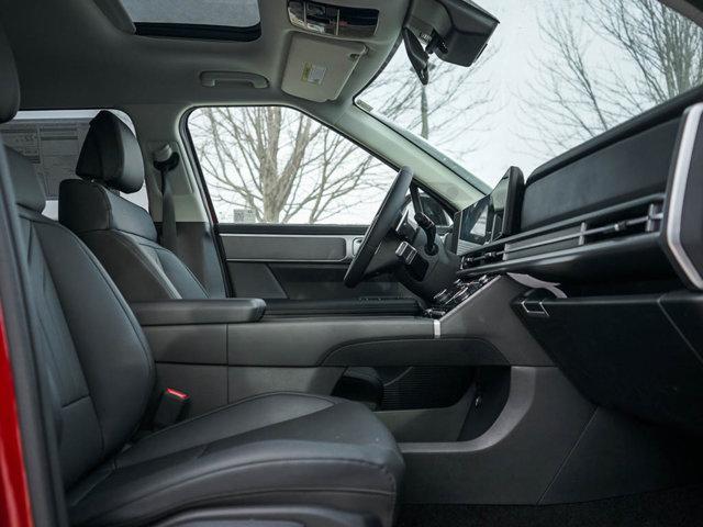 new 2025 Hyundai Santa Fe car, priced at $38,476