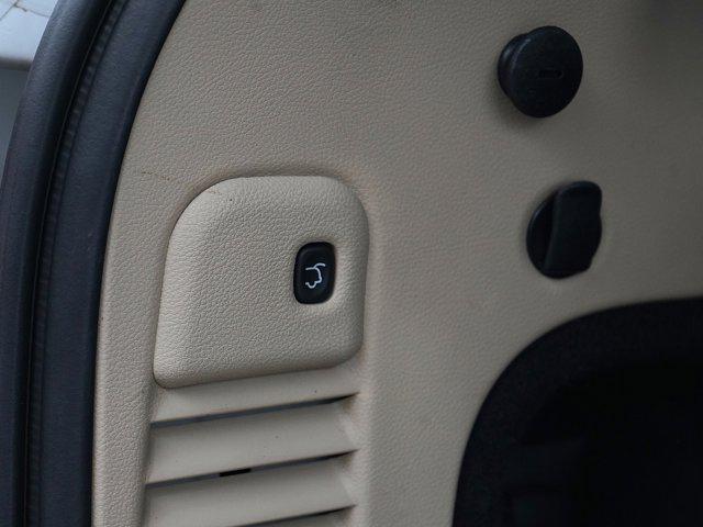 used 2015 Jeep Grand Cherokee car, priced at $15,299