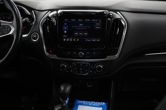 used 2021 Chevrolet Traverse car, priced at $29,998