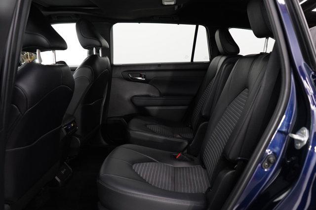 used 2024 Toyota Highlander car, priced at $43,998