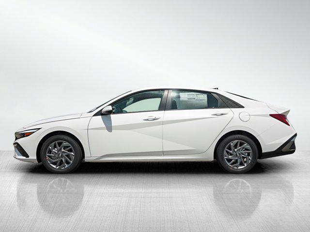 new 2025 Hyundai ELANTRA HEV car, priced at $25,664