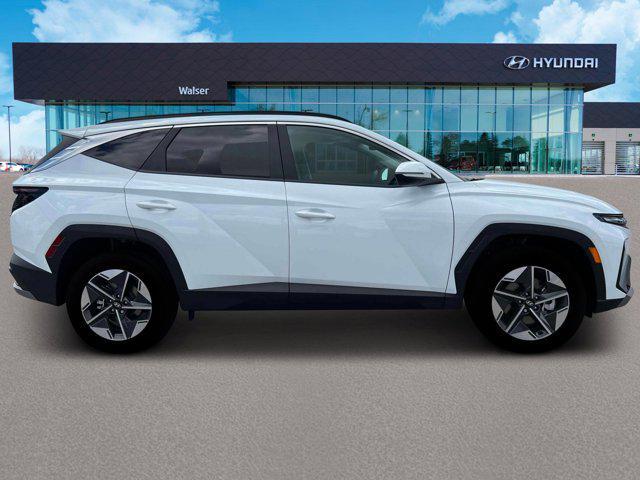new 2025 Hyundai TUCSON Hybrid car, priced at $38,185