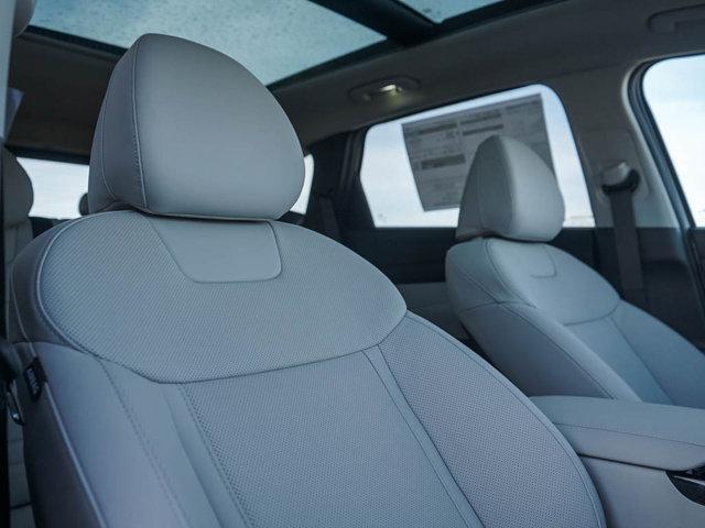 new 2025 Hyundai TUCSON Hybrid car, priced at $37,452