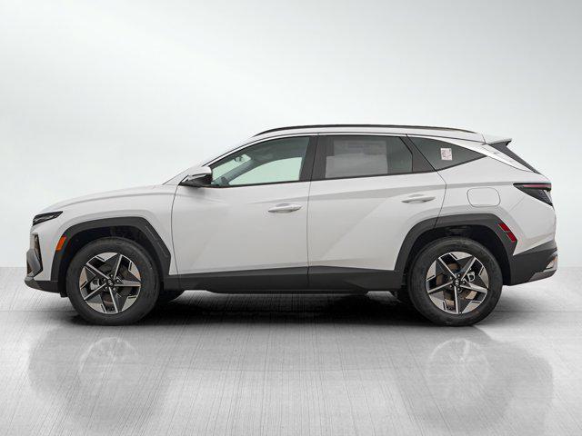 new 2025 Hyundai TUCSON Hybrid car, priced at $37,452