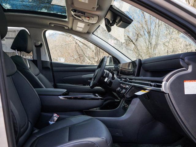 new 2025 Hyundai TUCSON Hybrid car, priced at $43,920