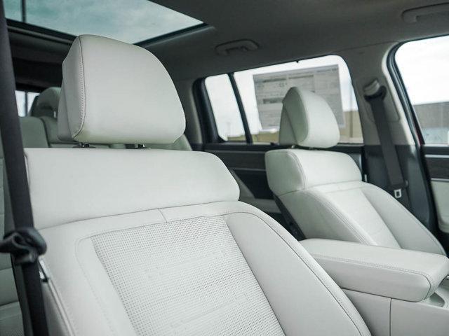 new 2025 Hyundai Santa Fe car, priced at $44,815