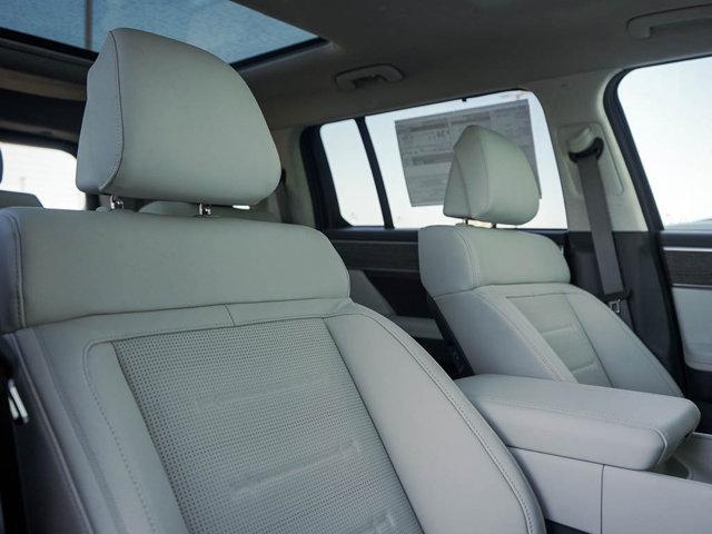 new 2025 Hyundai SANTA FE HEV car, priced at $49,233