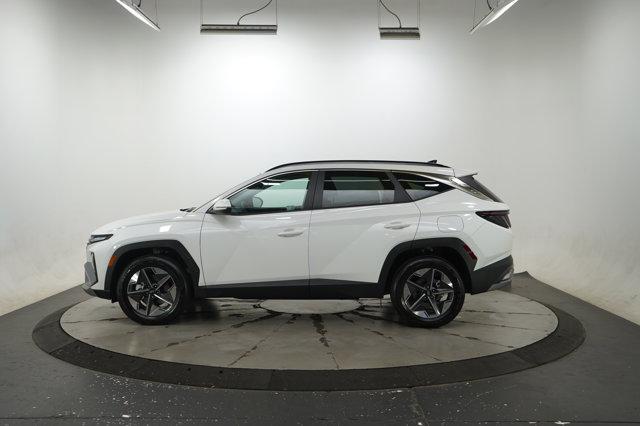 new 2025 Hyundai TUCSON Hybrid car, priced at $30,999
