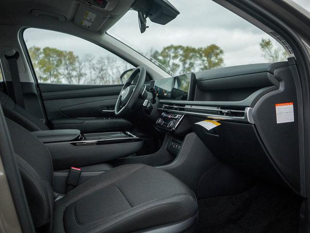 new 2026 Hyundai TUCSON Hybrid car, priced at $30,976