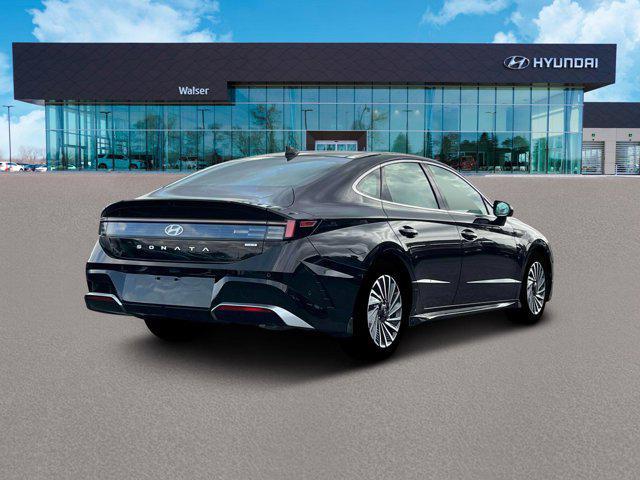 new 2025 Hyundai Sonata Hybrid car, priced at $37,699