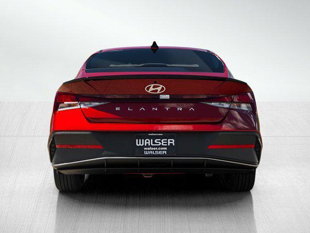 new 2025 Hyundai Elantra car, priced at $23,658