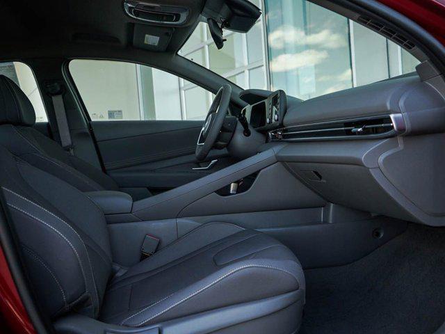 new 2025 Hyundai Elantra car, priced at $23,658