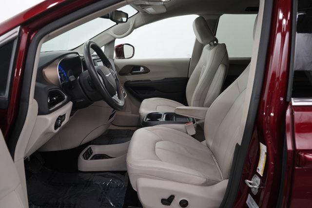 used 2017 Chrysler Pacifica car, priced at $13,998