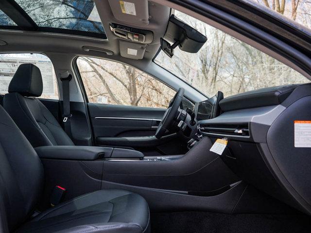 new 2025 Hyundai Sonata Hybrid car, priced at $37,972