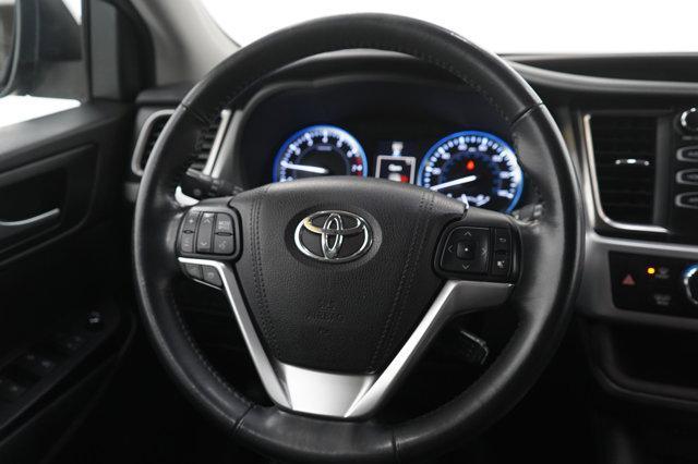 used 2015 Toyota Highlander car, priced at $18,998