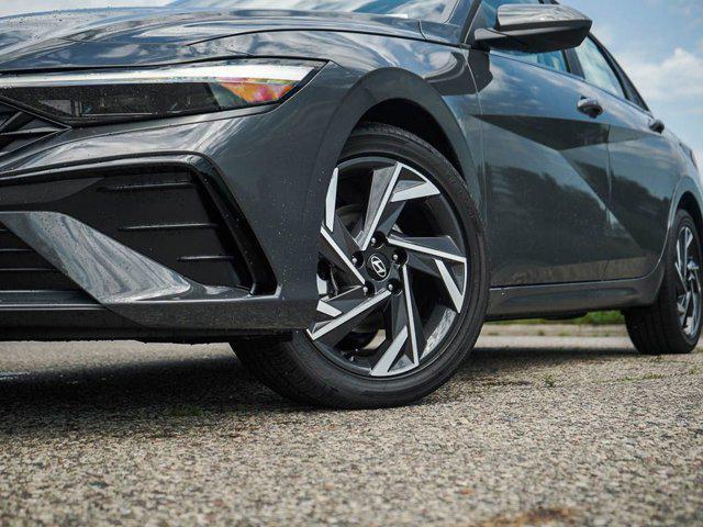 new 2025 Hyundai Elantra car, priced at $25,672