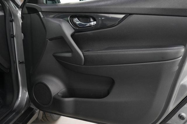 used 2017 Nissan Rogue car, priced at $13,599