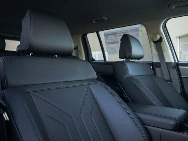 new 2025 Hyundai Santa Fe car, priced at $36,900