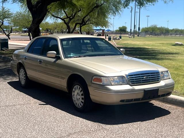 used 2000 Ford Crown Victoria car, priced at $5,995