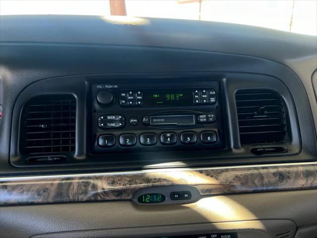 used 2000 Ford Crown Victoria car, priced at $5,995