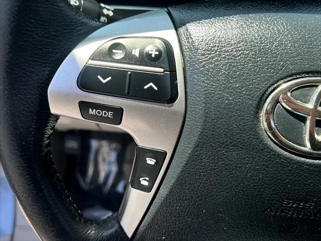 used 2012 Toyota Highlander car, priced at $10,995