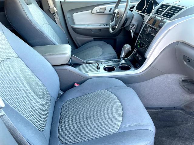 used 2011 Chevrolet Traverse car, priced at $6,995