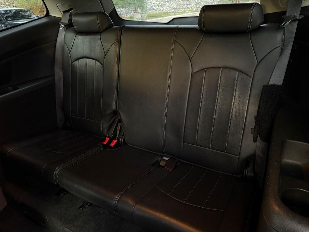 used 2014 Chevrolet Traverse car, priced at $7,995