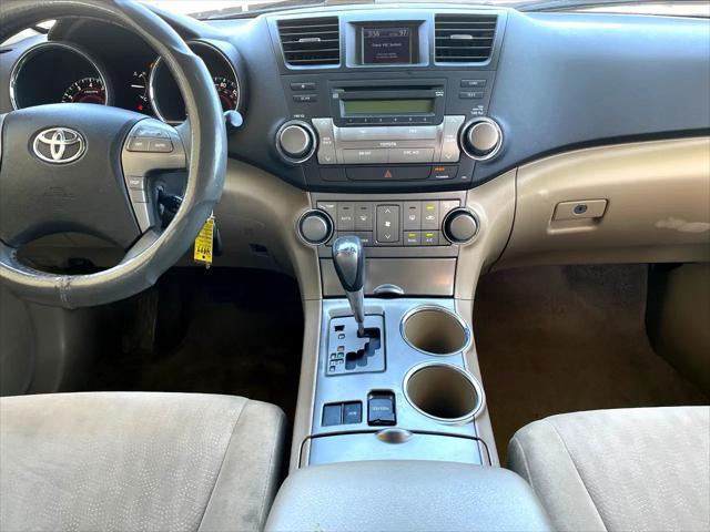 used 2008 Toyota Highlander car, priced at $9,495