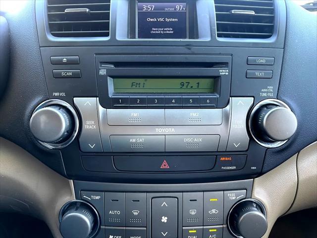 used 2008 Toyota Highlander car, priced at $9,495