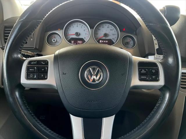 used 2012 Volkswagen Routan car, priced at $8,995