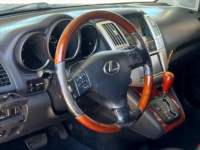 used 2005 Lexus RX 330 car, priced at $5,495