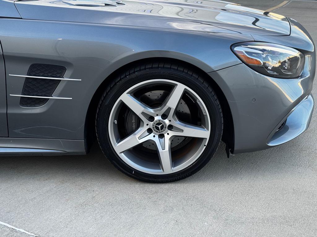 used 2018 Mercedes-Benz SL 550 car, priced at $52,950