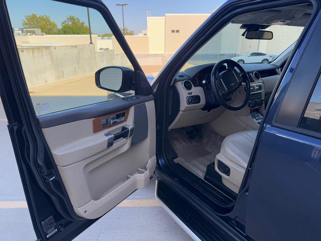 used 2015 Land Rover LR4 car, priced at $10,950
