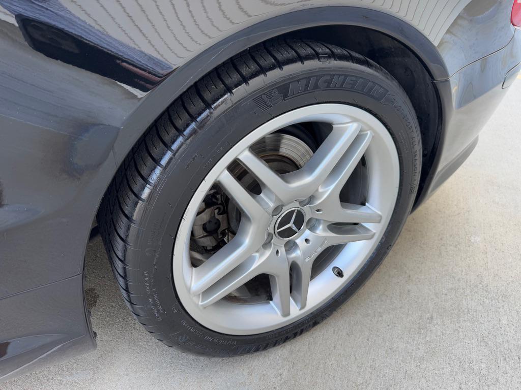 used 2007 Mercedes-Benz SL-Class car, priced at $9,950