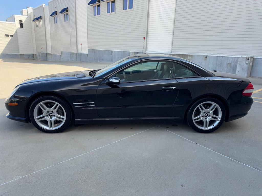 used 2007 Mercedes-Benz SL-Class car, priced at $9,950