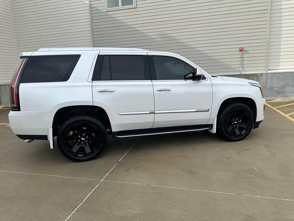 used 2017 Cadillac Escalade car, priced at $22,950