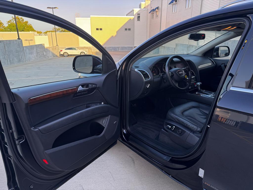 used 2013 Audi Q7 car, priced at $9,950
