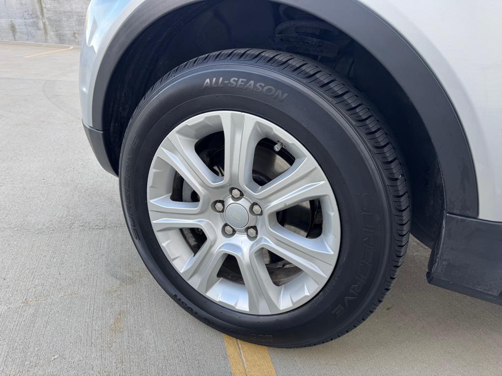 used 2016 Land Rover Range Rover Evoque car, priced at $11,500