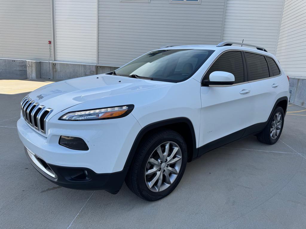 used 2018 Jeep Cherokee car, priced at $14,950